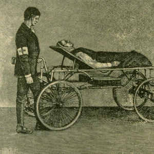 Gravure ancienne montrant un patient installé sur une ambulance-vélocipède et accompagné d'un infirmier.