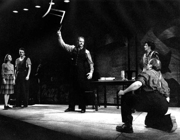 Vu du pont, 1990. Fonds Théâtre populaire du Québec